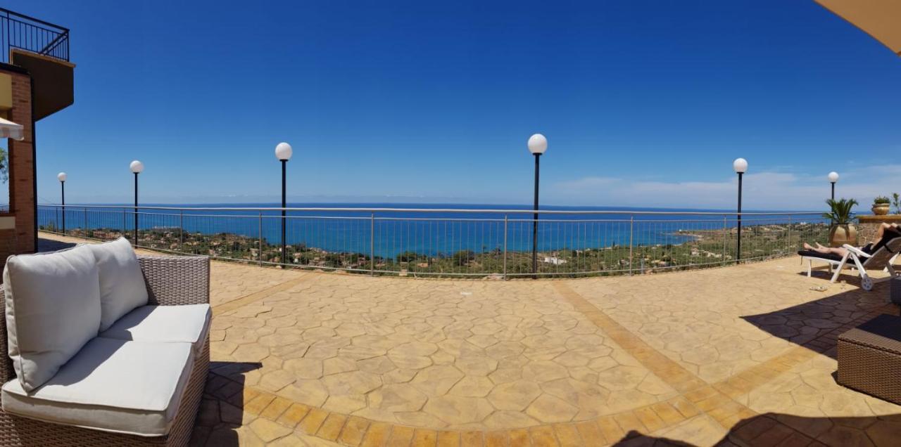Villa Le Terrazze Cefalu Bagian luar foto