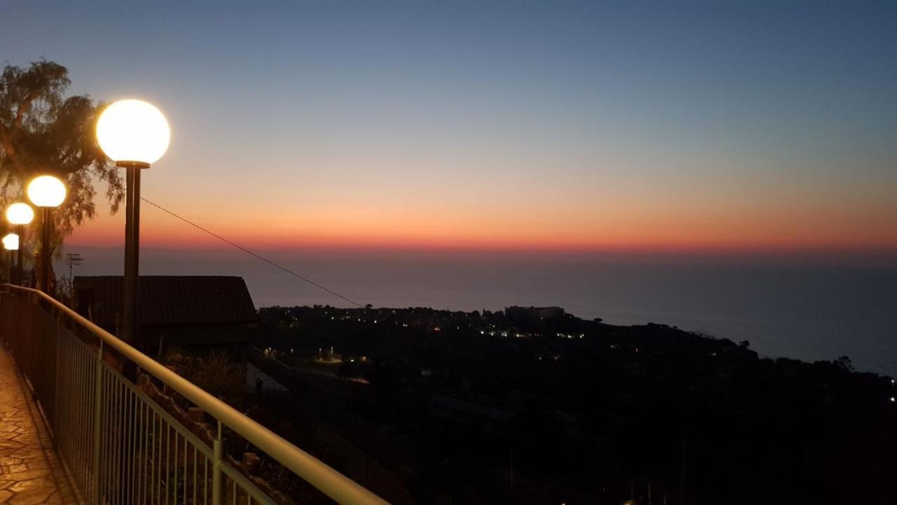 Villa Le Terrazze Cefalu Bagian luar foto