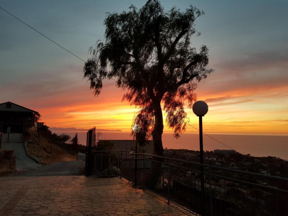 Villa Le Terrazze Cefalu Bagian luar foto